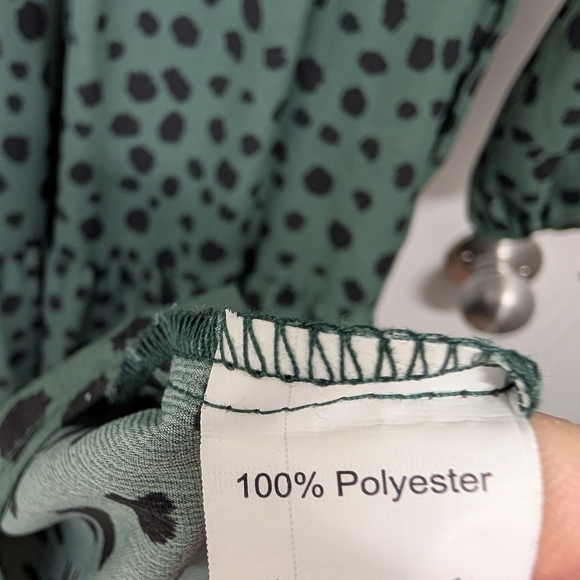 DEEP GREEN MAXI DRESS SIZE MEDIUM - Picture 5 of 5